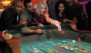 Play Online Craps: A Guide For The Beginner Players